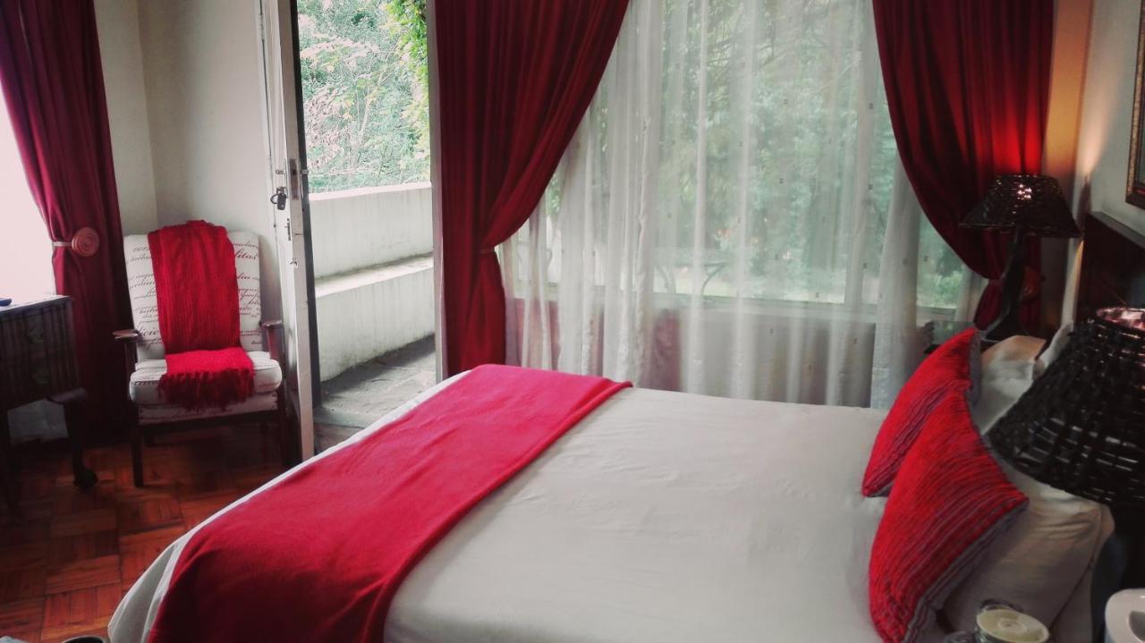 The Riverhouse Guesthouse Estcourt Buitenkant foto